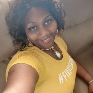 Meet your Posher, Annette